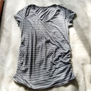 🤰🏼3/$20 Motherhood Maternity Gray Striped Ruched V Neck Maternity Short Sleeve